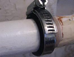 Kako in s čim zakriti razpoko, če radiator pušča?